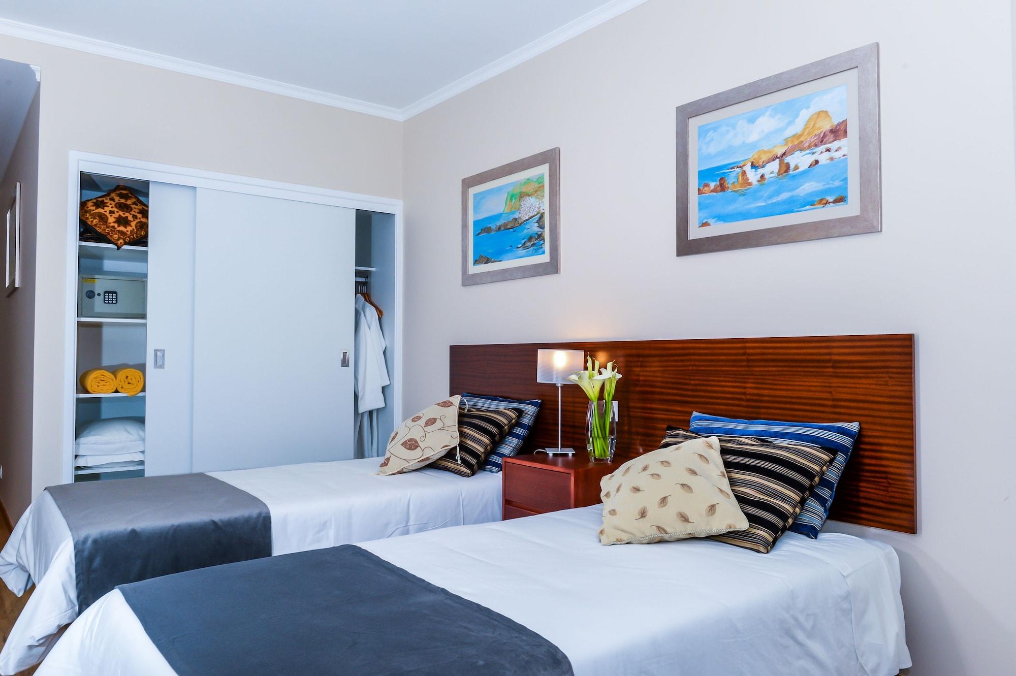 Duas Torres Hotel Funchal  Exterior photo