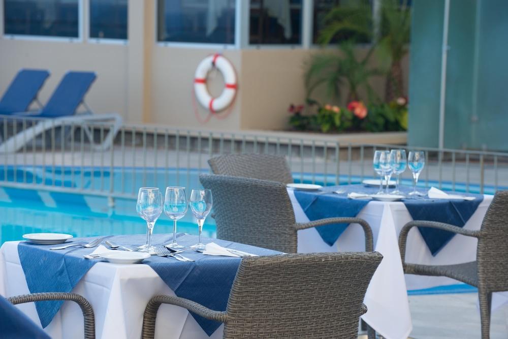 Duas Torres Hotel Funchal  Exterior photo