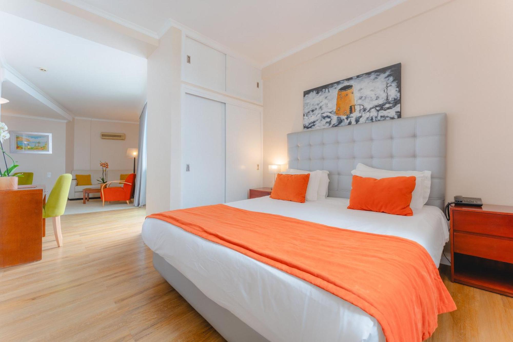 Duas Torres Hotel Funchal  Exterior photo
