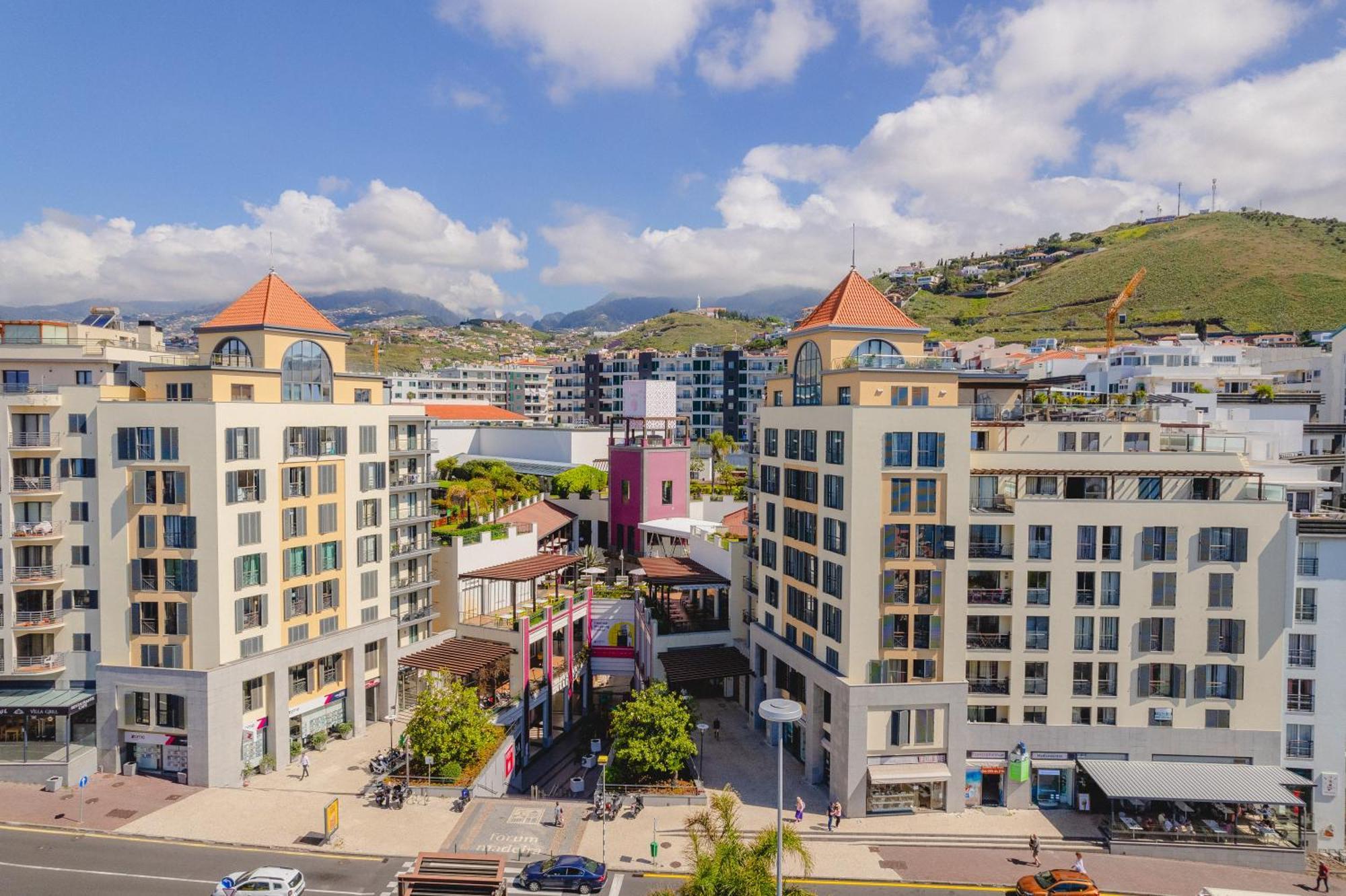 Duas Torres Hotel Funchal  Exterior photo